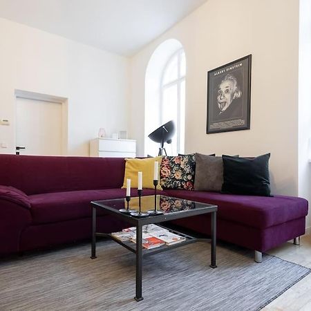 Apartament Charming & Authentic Vienna Flat - Central Located Zewnętrze zdjęcie