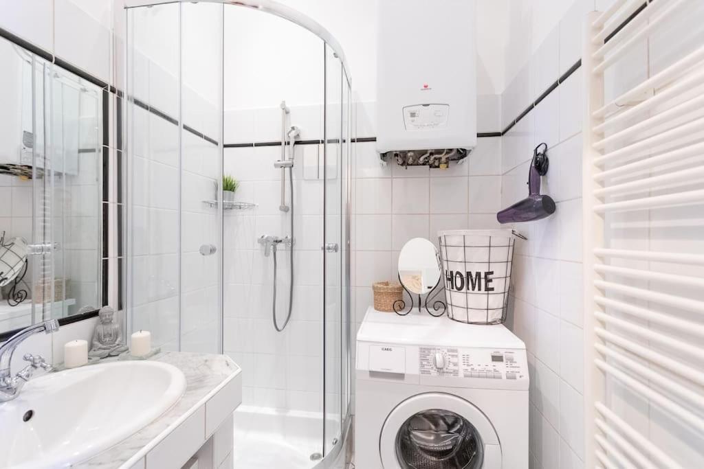 Apartament Charming & Authentic Vienna Flat - Central Located Zewnętrze zdjęcie