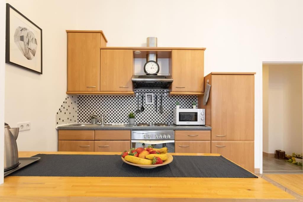 Apartament Charming & Authentic Vienna Flat - Central Located Zewnętrze zdjęcie